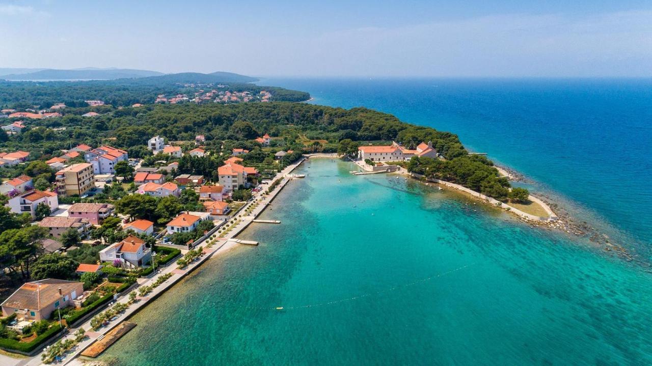 Апартаменты Beautiful Island House Углян Экстерьер фото